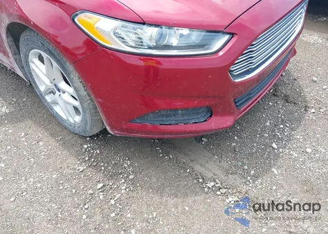2015 Ford Fusion Se z USA, uszkodzony, nr VIN 1FA6P0H78F5120573